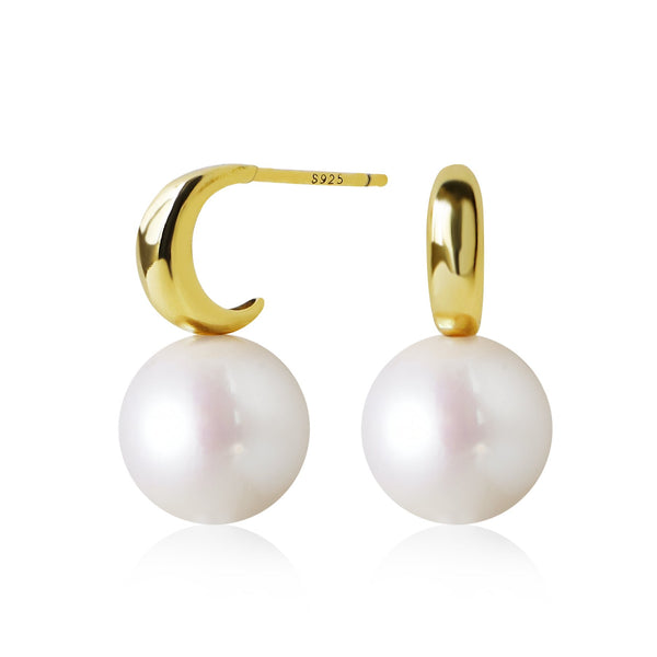 Boucles d’oreilles de forme croissant de lune en argent 925 plaqué Or ornées d’une perle de culture d’eau douce rondes blanche de 10mm